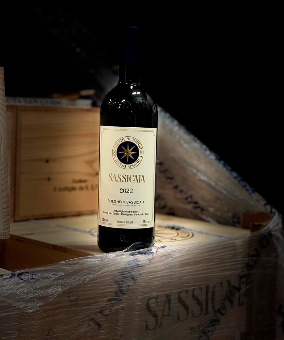 920x1100-2022-Sassicaia.jpg